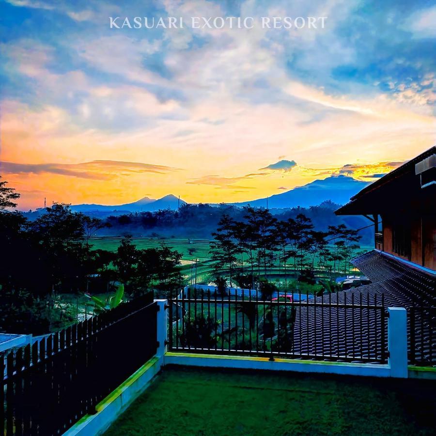 Kasuari Exotic Resort Магеланг Екстериор снимка