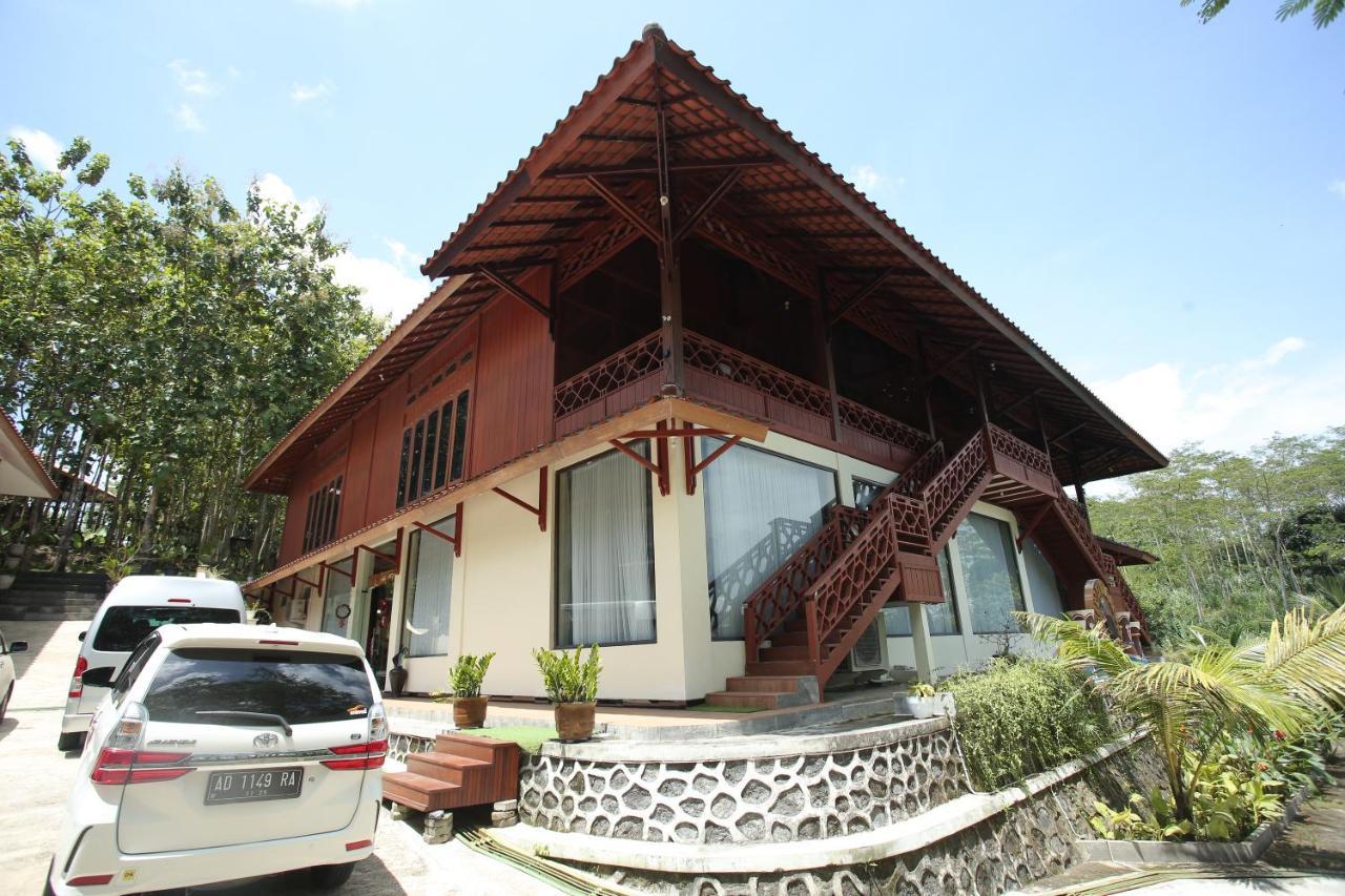 Kasuari Exotic Resort Магеланг Екстериор снимка